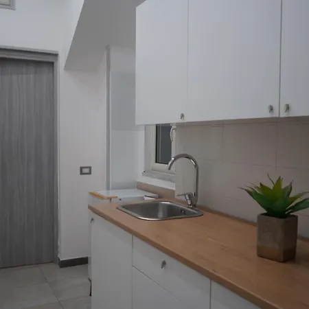 La Casa Di Nunzia * نابولي